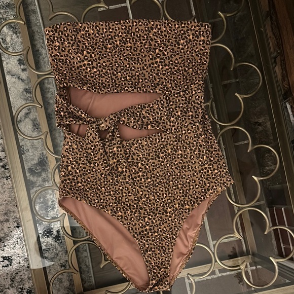Aerie Leopard Print One Piece Swimsuit - Picture 1 of 4